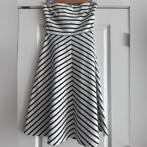 Striped Black and White strapless  dress, size S, machine washable